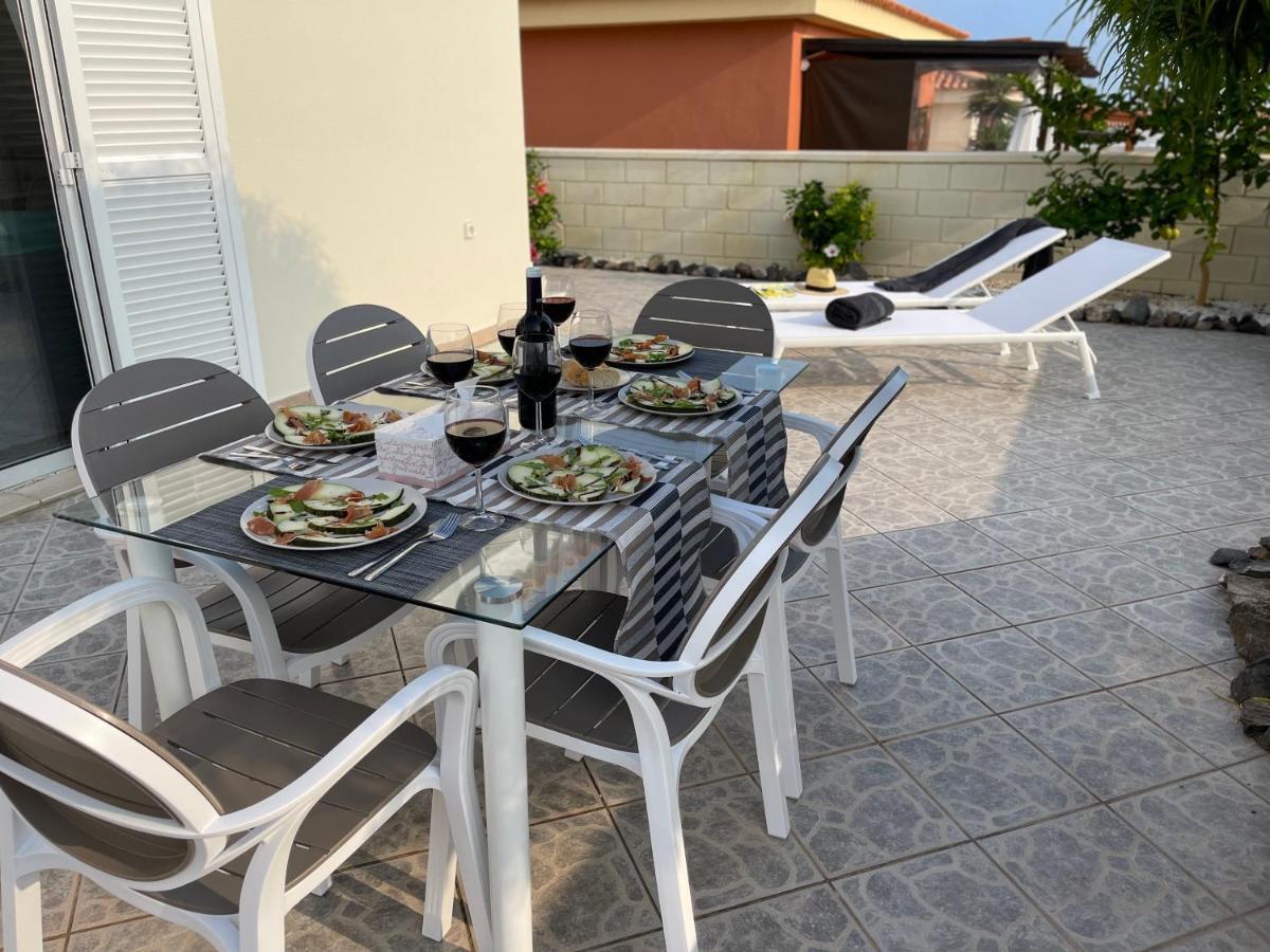 Villa Erna Relax Dream Holiday 칼라오살바헤 외부 사진