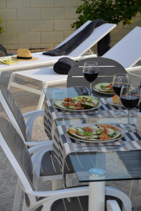 Villa Erna Relax Dream Holiday 칼라오살바헤 외부 사진